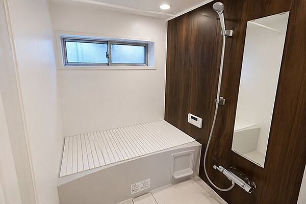 浴室を拡大表示