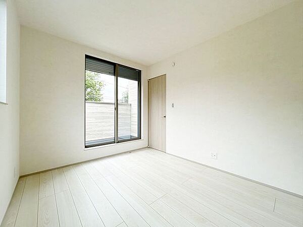 洋室を拡大表示