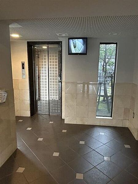 エントランスを拡大表示