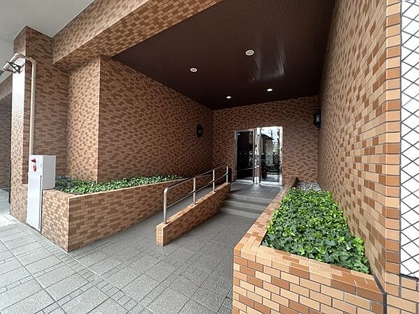 エントランスを拡大表示