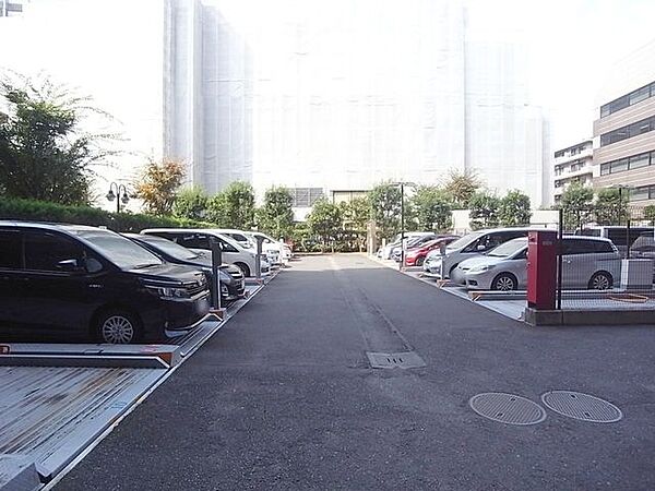 駐車場を拡大表示