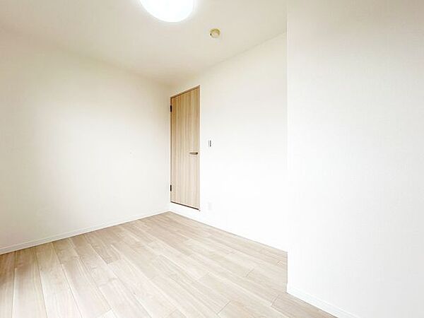 洋室を拡大表示