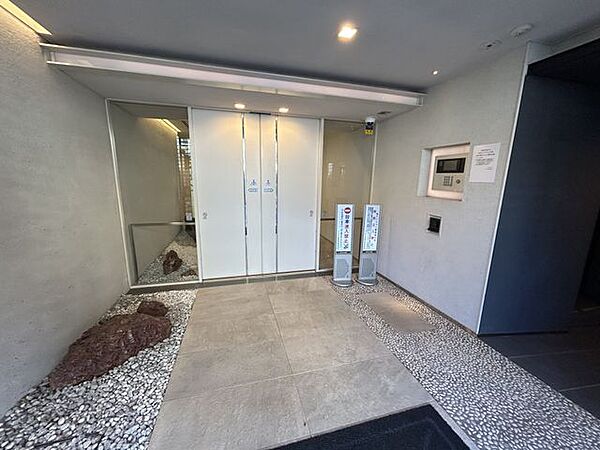 エントランスを拡大表示
