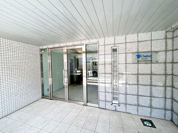 エントランスを拡大表示