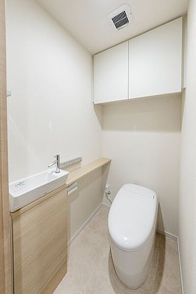 トイレを拡大表示