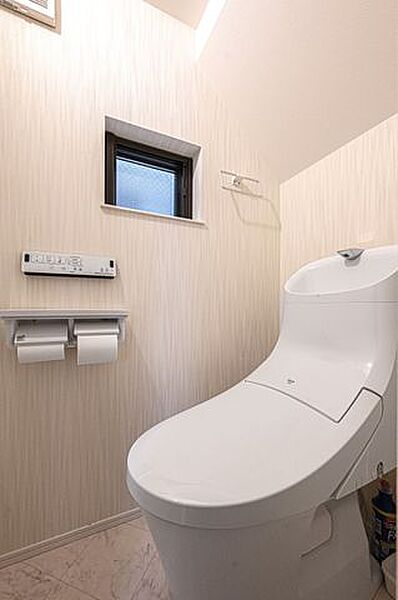 トイレを拡大表示