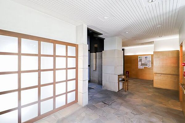 エントランスを拡大表示