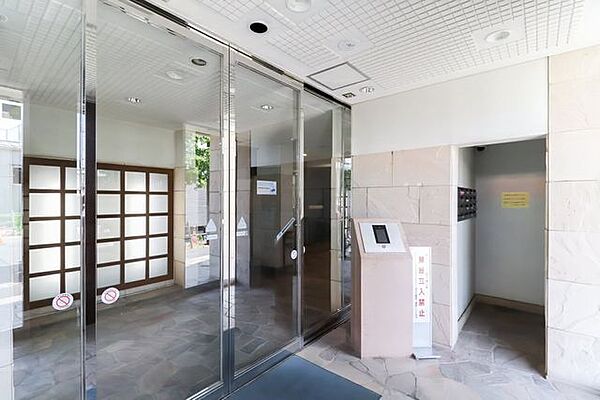 エントランスを拡大表示