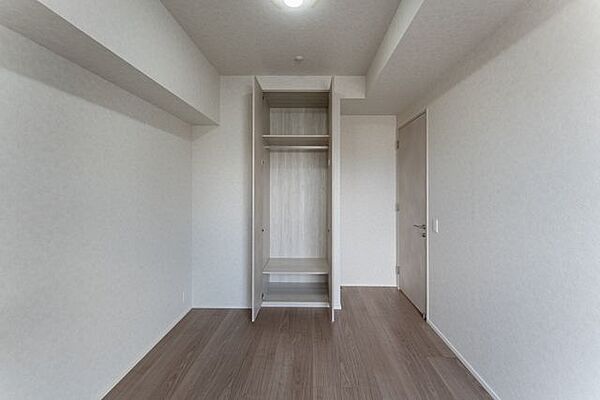 洋室を拡大表示