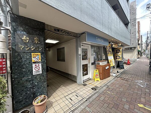 エントランスを拡大表示