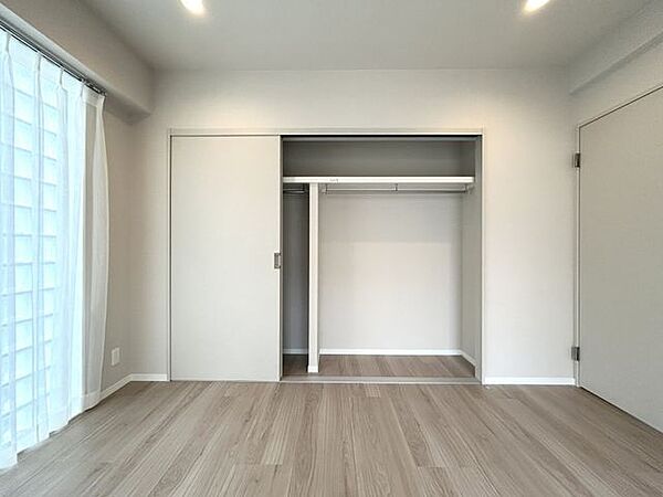 洋室を拡大表示