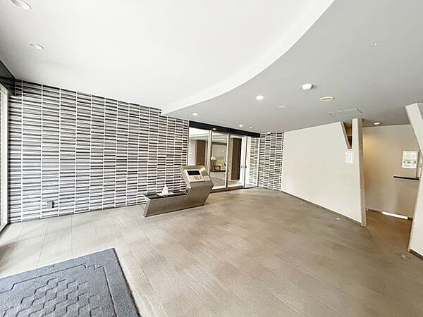 エントランスを拡大表示