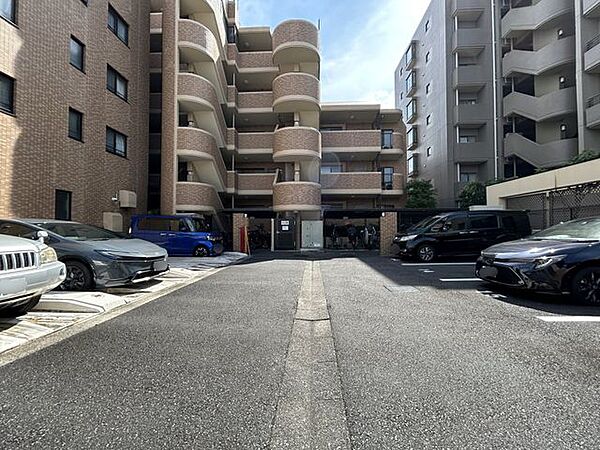 駐車場を拡大表示