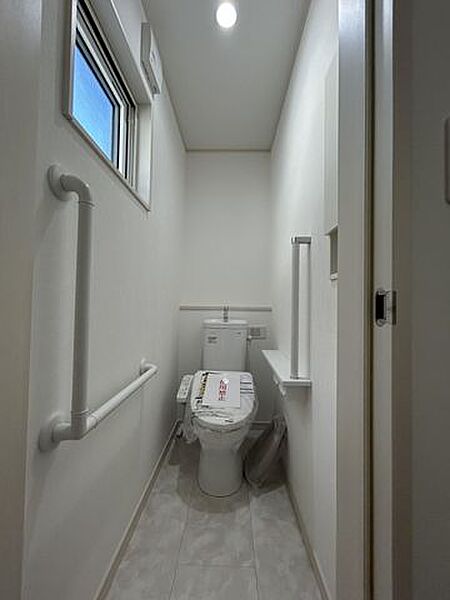 トイレを拡大表示