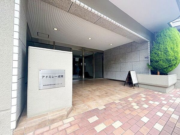 エントランスを拡大表示