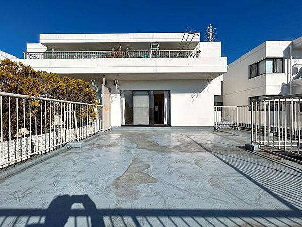 バルコニーを拡大表示