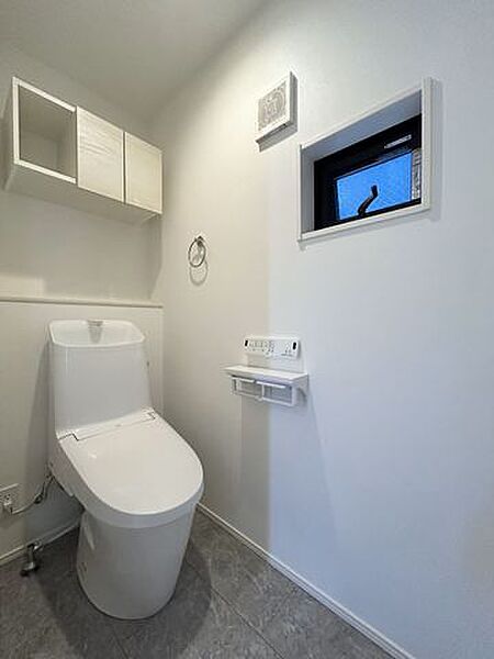 トイレを拡大表示