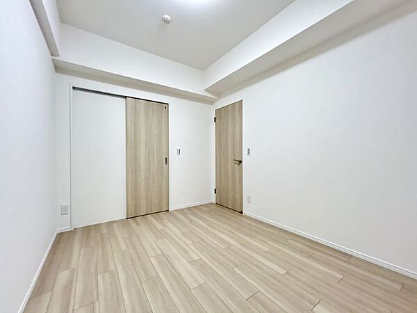 洋室を拡大表示