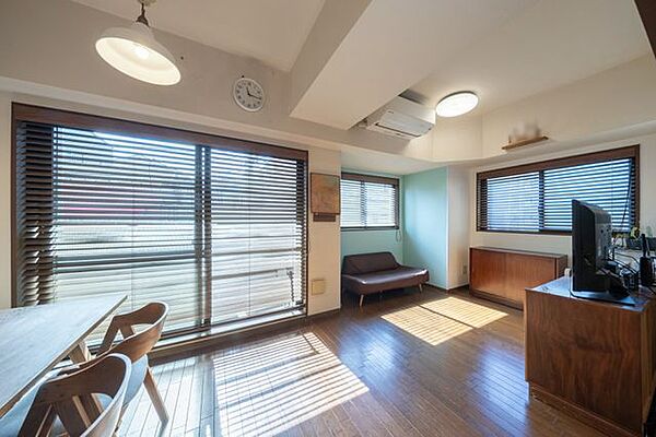 室内を拡大表示
