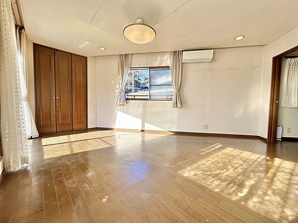 室内を拡大表示