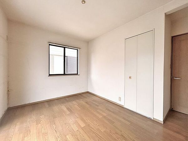 洋室を拡大表示