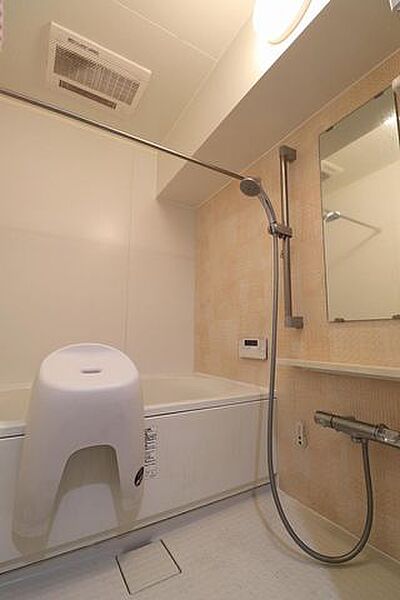 浴室を拡大表示