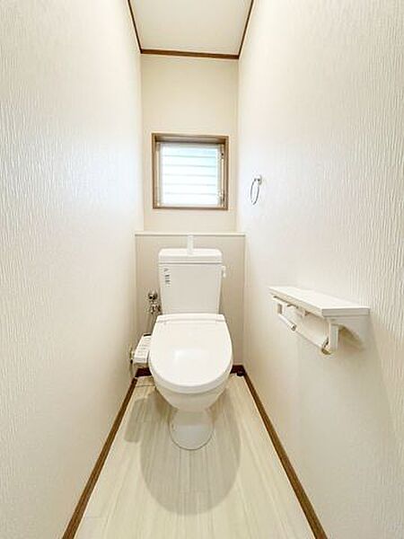 トイレを拡大表示