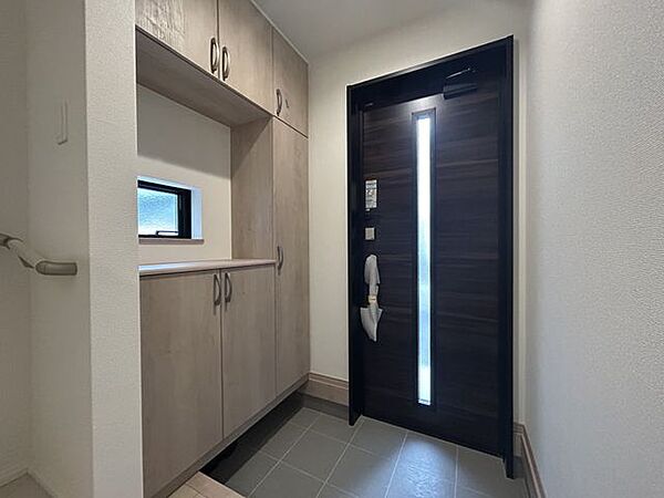玄関を拡大表示