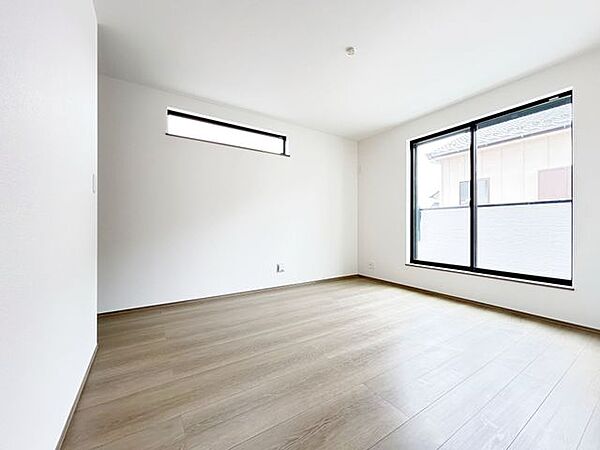 洋室を拡大表示
