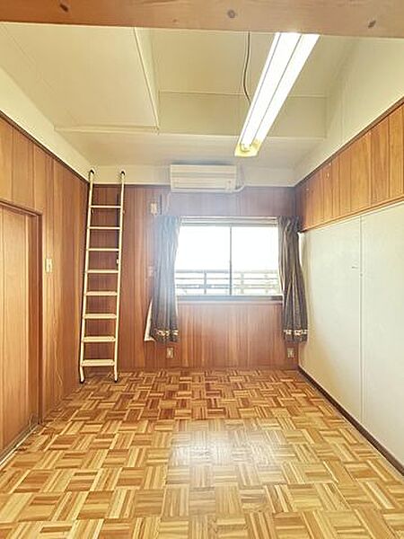 室内