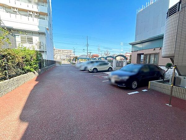 駐車場を拡大表示