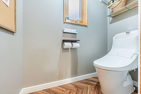 トイレを拡大表示