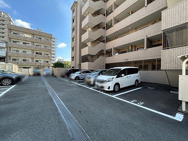 駐車場を拡大表示