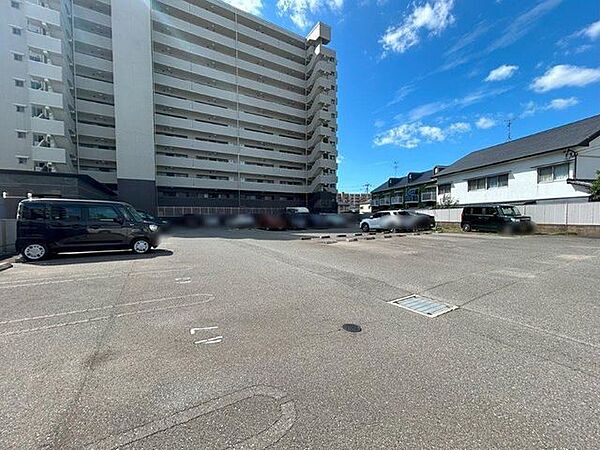 駐車場を拡大表示