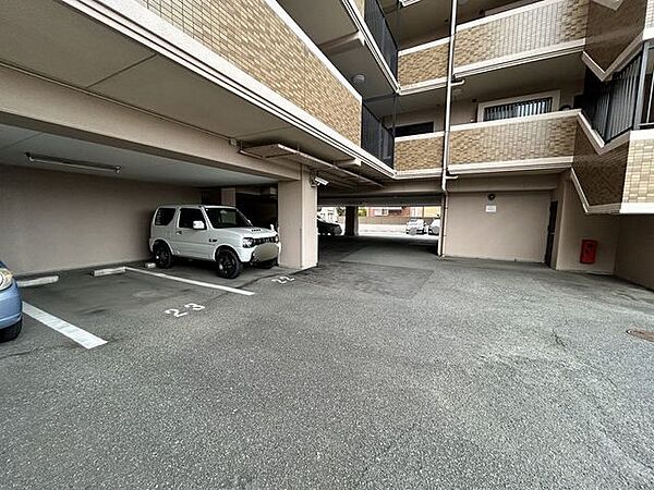 駐車場を拡大表示