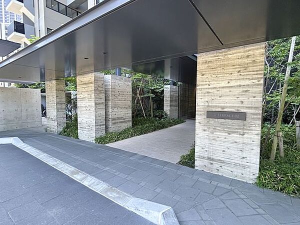 エントランスを拡大表示