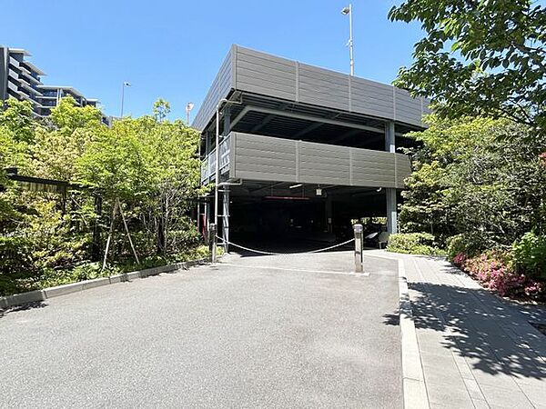 駐車場を拡大表示