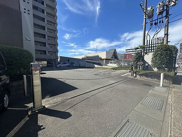 駐車場を拡大表示