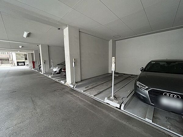 駐車場を拡大表示