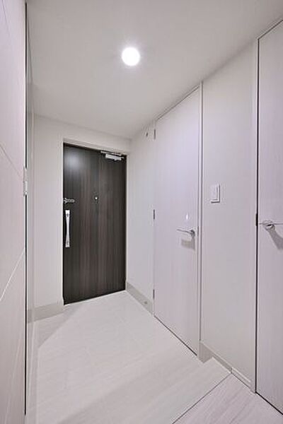 玄関を拡大表示