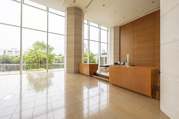 エントランスを拡大表示