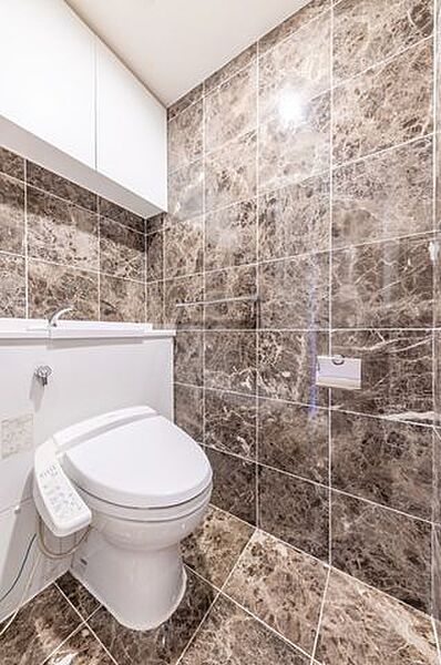 トイレを拡大表示