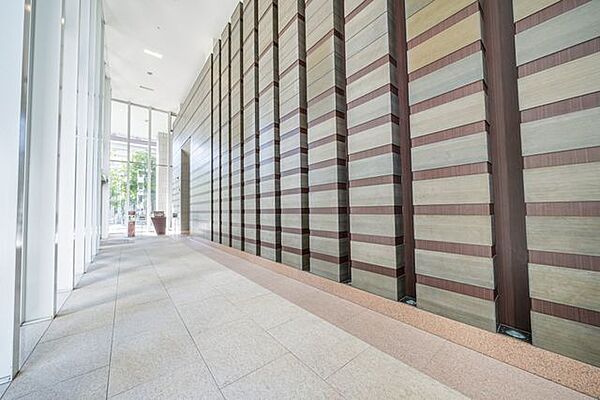 エントランスを拡大表示