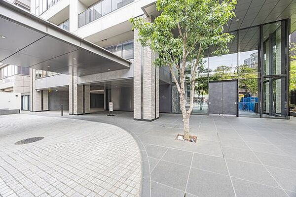 エントランスを拡大表示