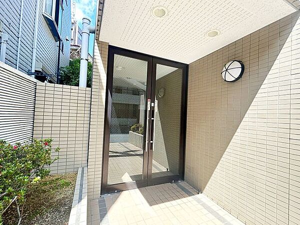 エントランスを拡大表示
