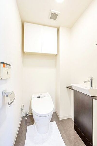 トイレを拡大表示