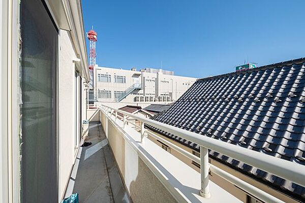 バルコニーを拡大表示