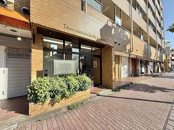 エントランスを拡大表示