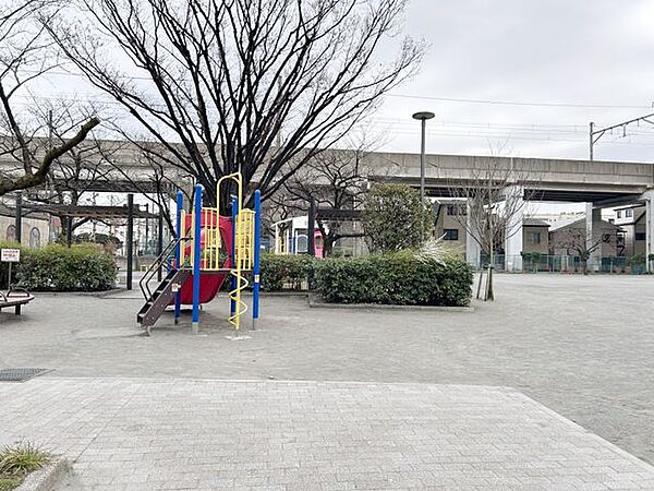 周辺を拡大表示
