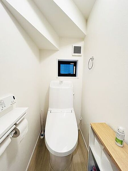 トイレを拡大表示